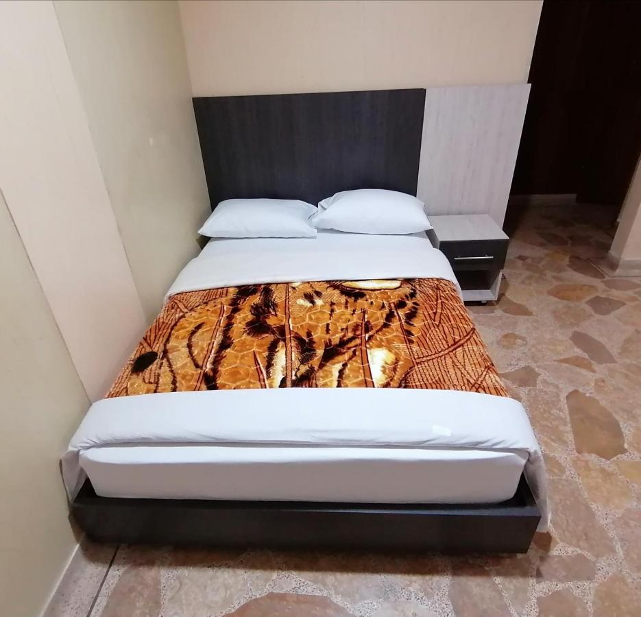 Hotel Golden Suite Pereira Exterior photo