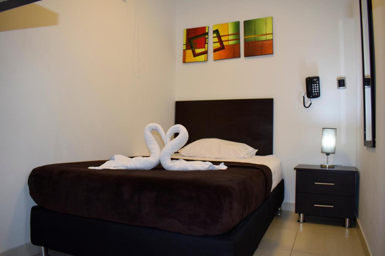 Hotel Golden Suite Pereira Exterior photo