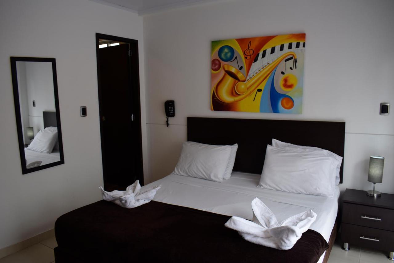 Hotel Golden Suite Pereira Exterior photo